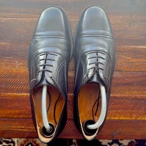 Magnanni Lace Up Dress Shoes